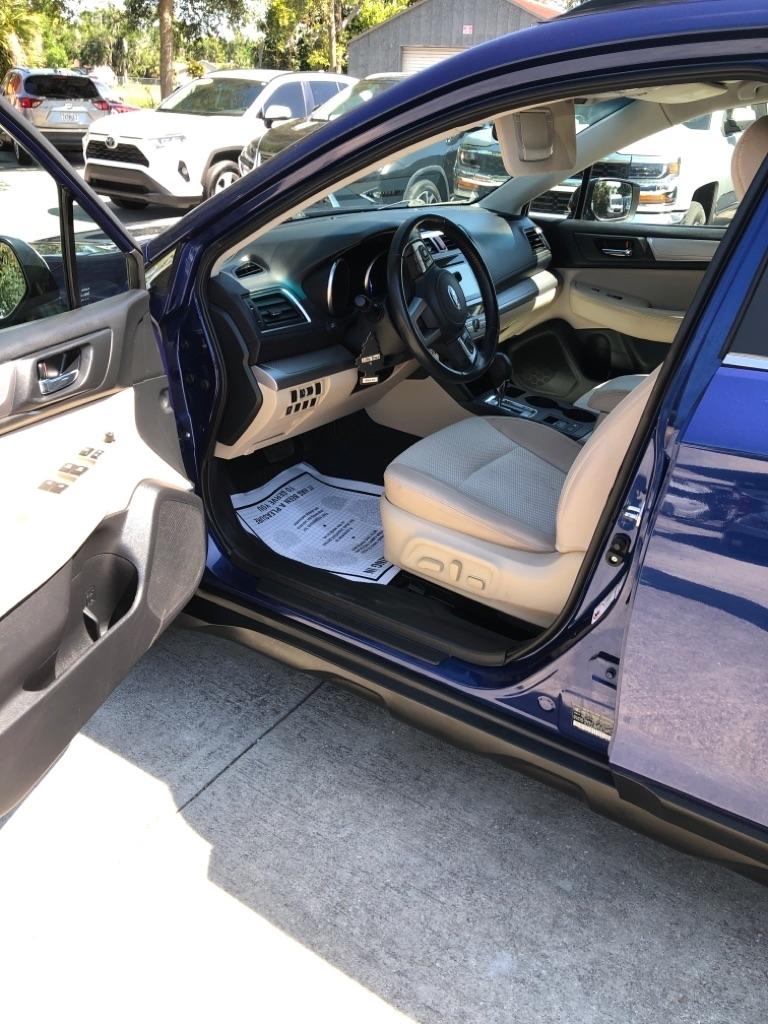 Subaru Outback 4dr Wgn 2.5i Premium PZEV 2015