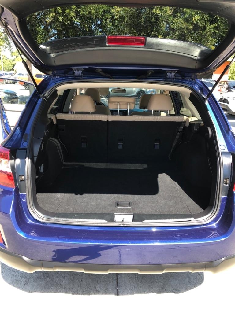 Subaru Outback 4dr Wgn 2.5i Premium PZEV 2015