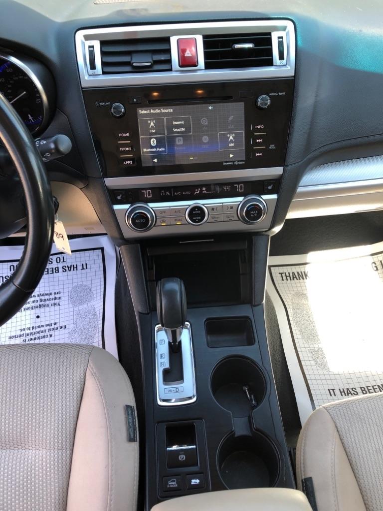 Subaru Outback 4dr Wgn 2.5i Premium PZEV 2015