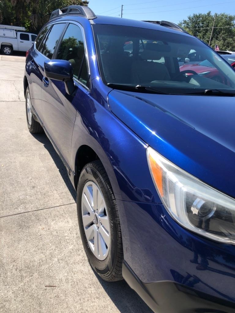 Subaru Outback 4dr Wgn 2.5i Premium PZEV 2015