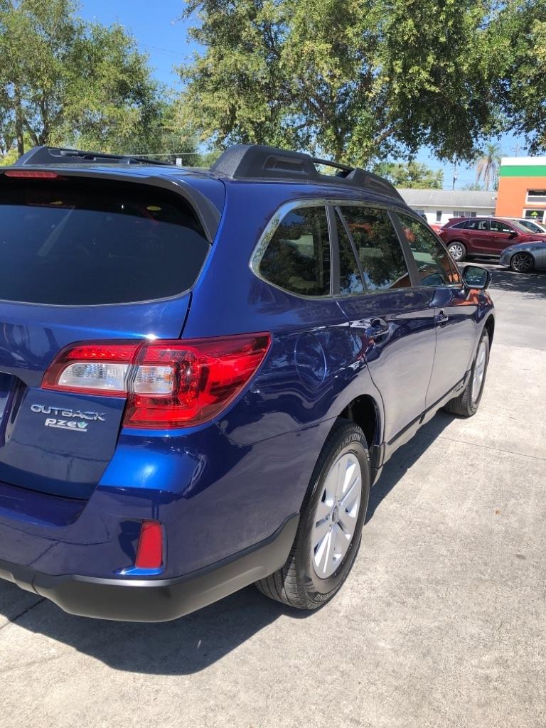 Subaru Outback 4dr Wgn 2.5i Premium PZEV 2015