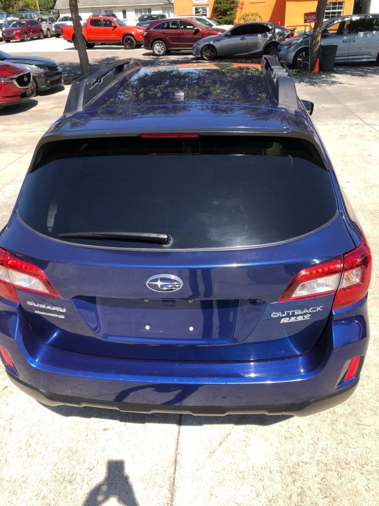 Subaru Outback 4dr Wgn 2.5i Premium PZEV 2015