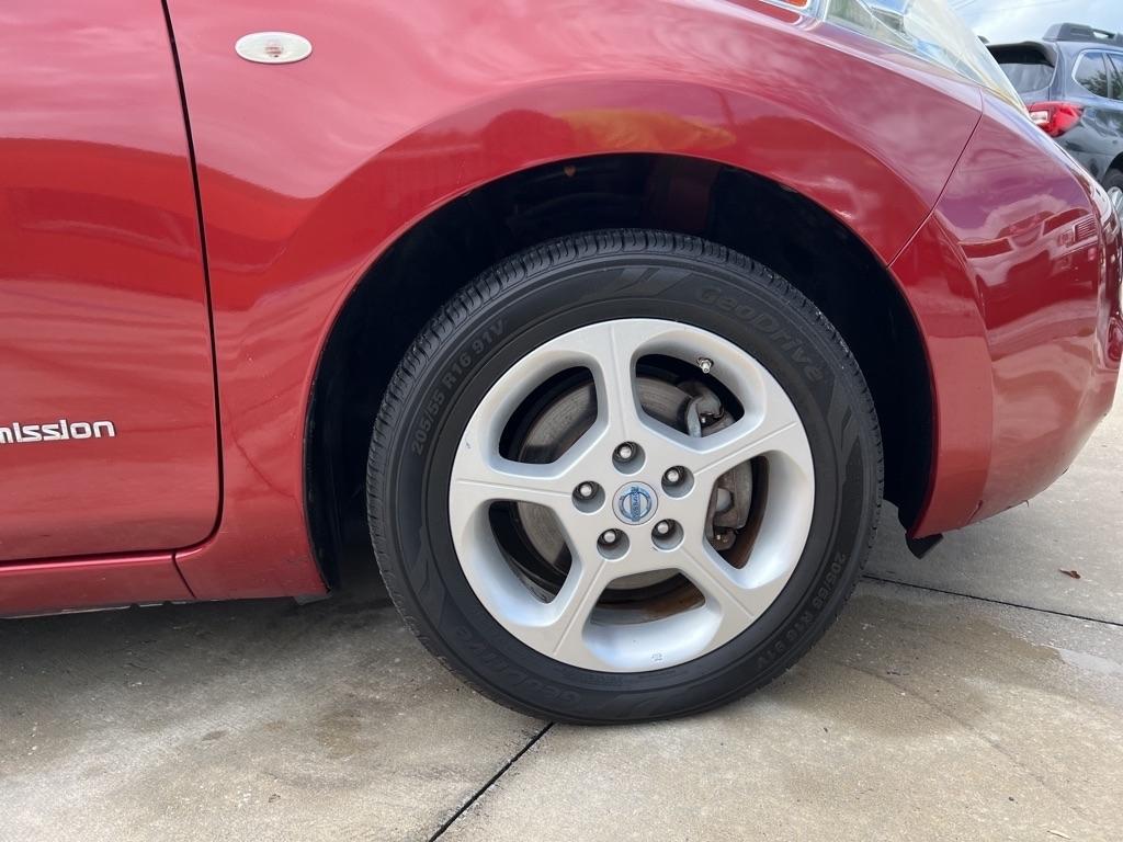 Nissan Leaf 4dr HB SL 2012