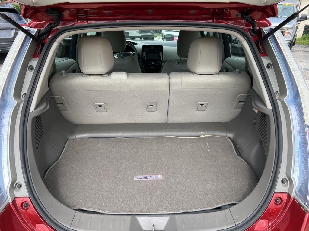 Nissan Leaf 4dr HB SL 2012