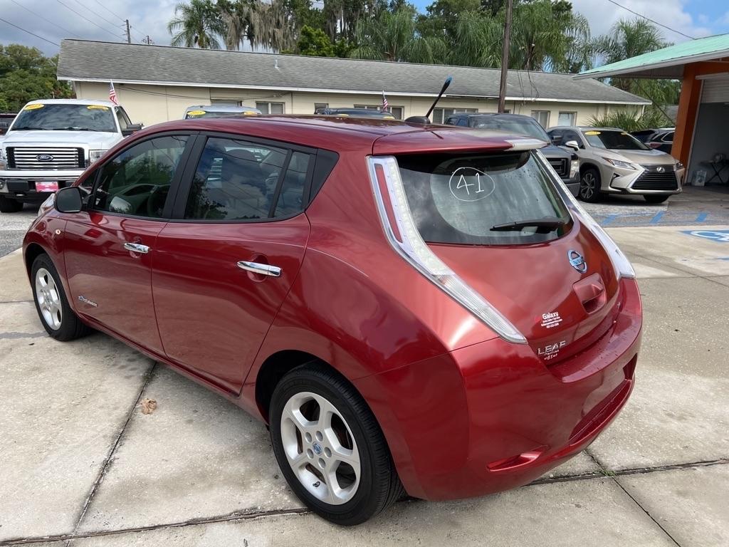 Nissan Leaf 4dr HB SL 2012
