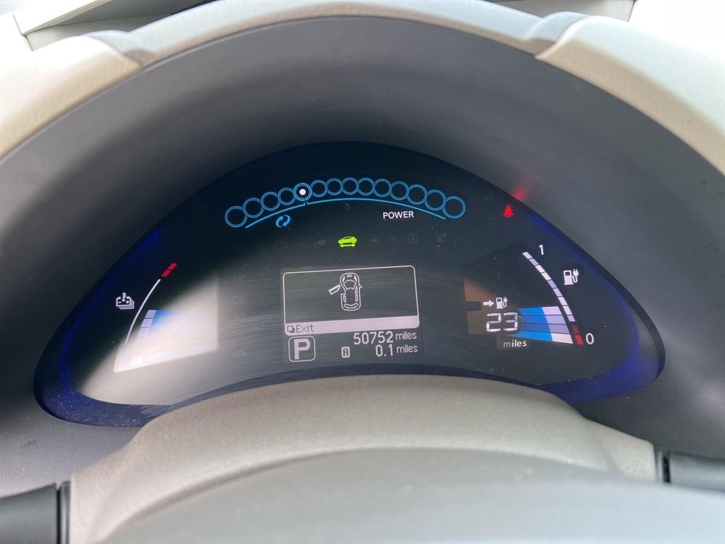 Nissan Leaf 4dr HB SL 2012