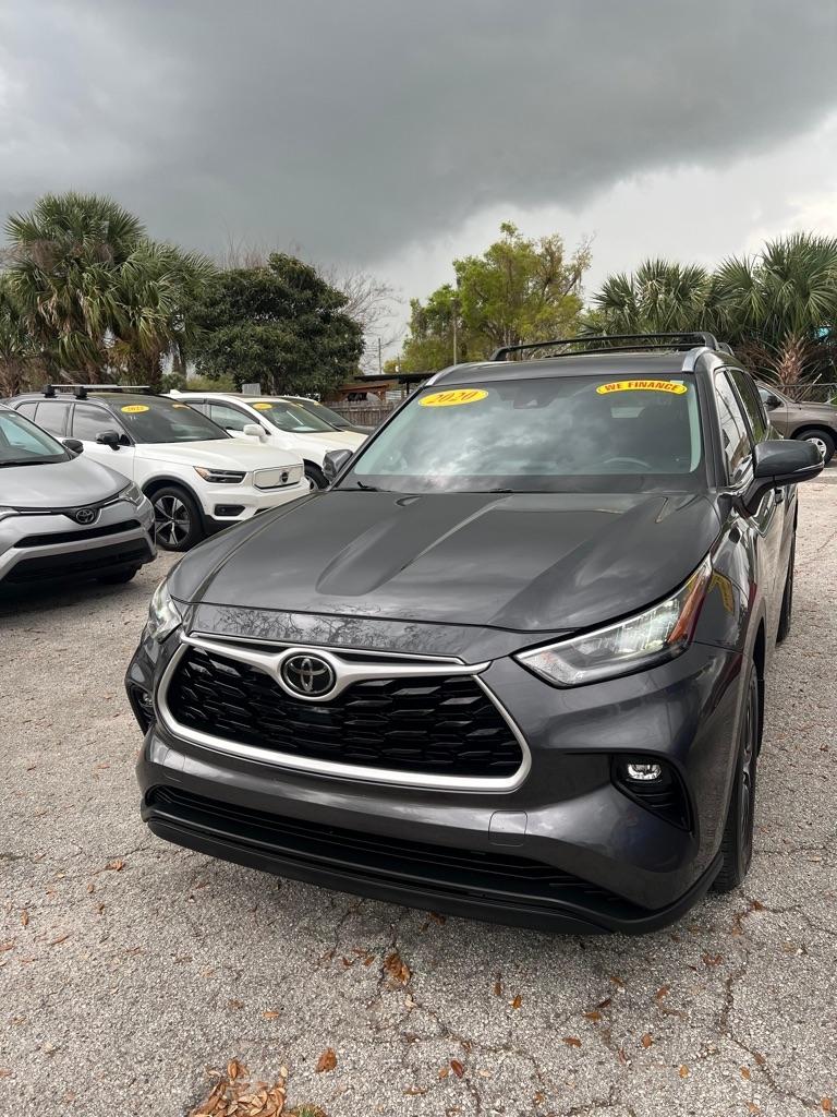 Toyota Highlander XLE AWD (Natl) 2020