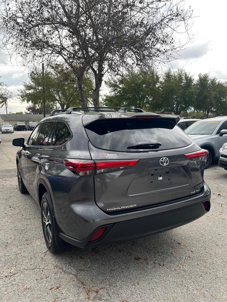 Toyota Highlander XLE AWD (Natl) 2020