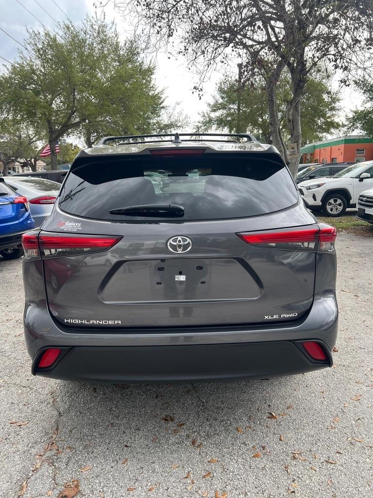 Toyota Highlander XLE AWD (Natl) 2020