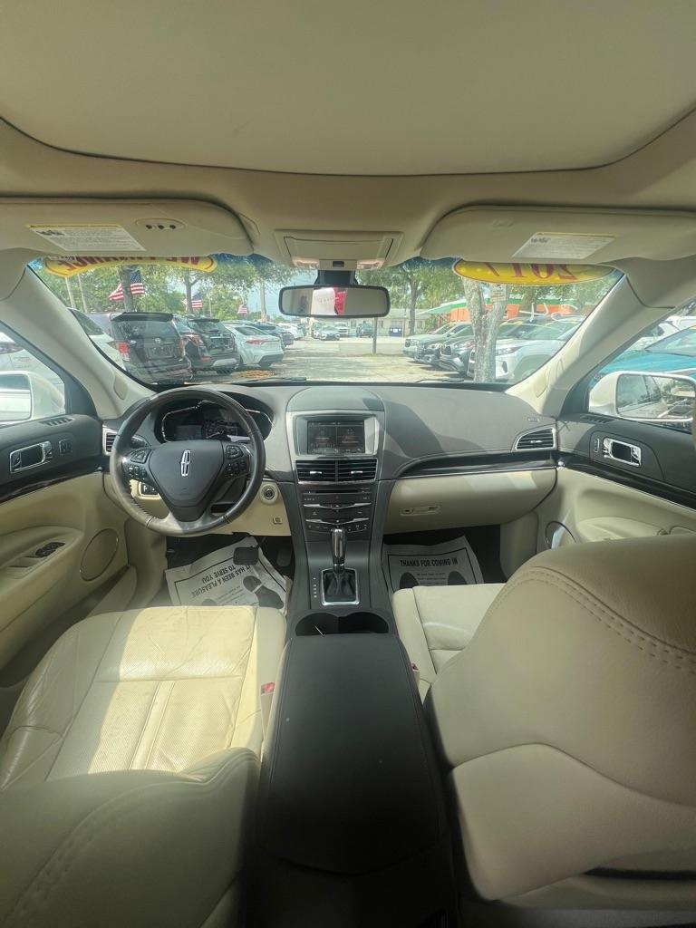 Lincoln MKT 3.7L FWD 2017