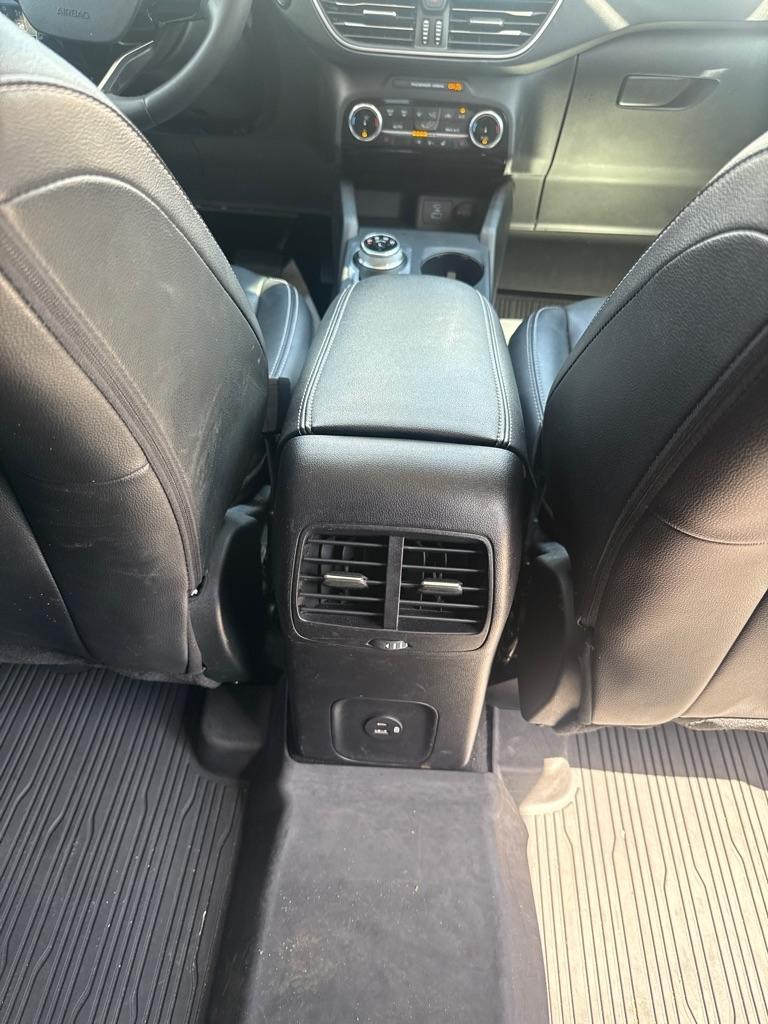 Ford Escape SEL Hybrid FWD 2022