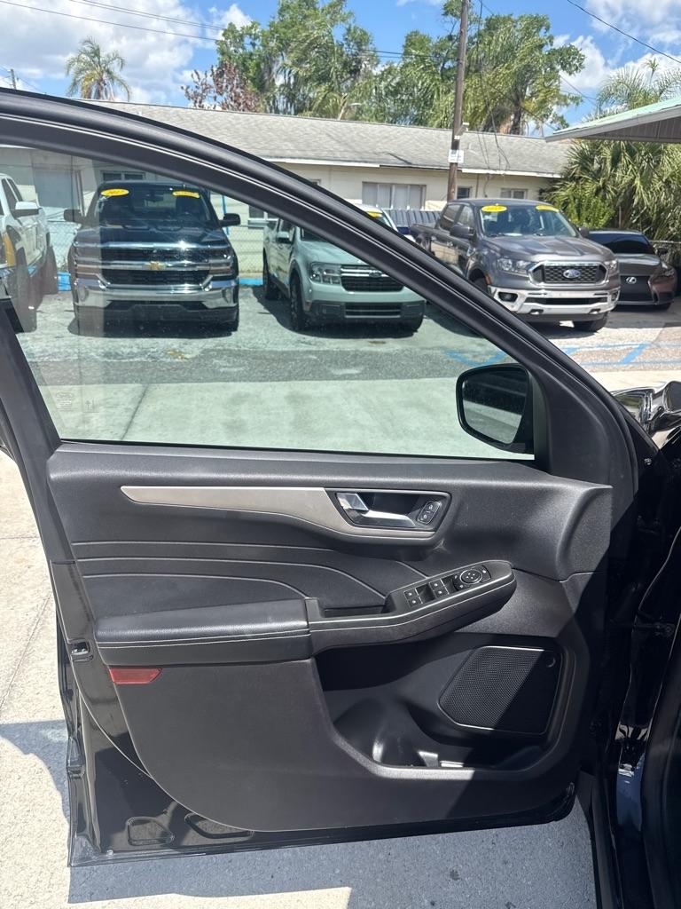 Ford Escape SEL Hybrid FWD 2022