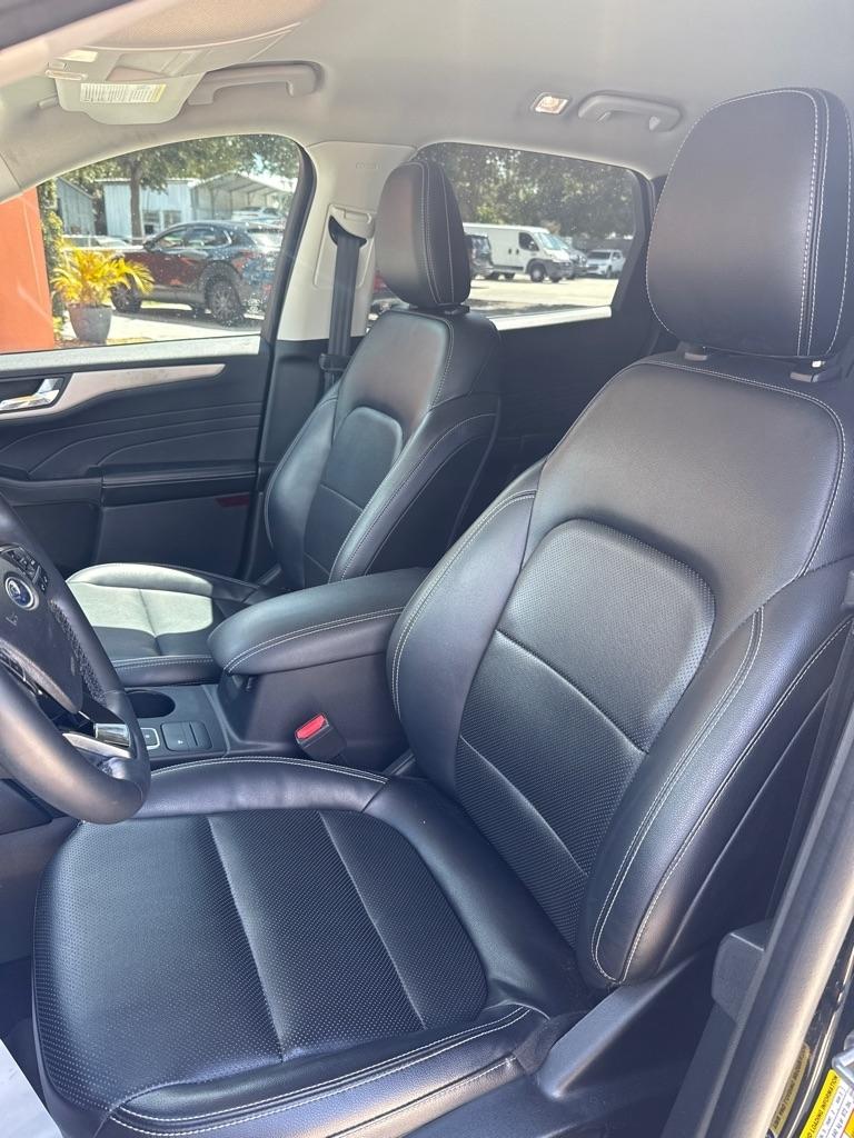 Ford Escape SEL Hybrid FWD 2022