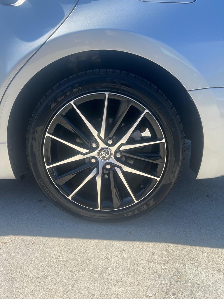 Toyota Camry SE Auto (Natl) 2022