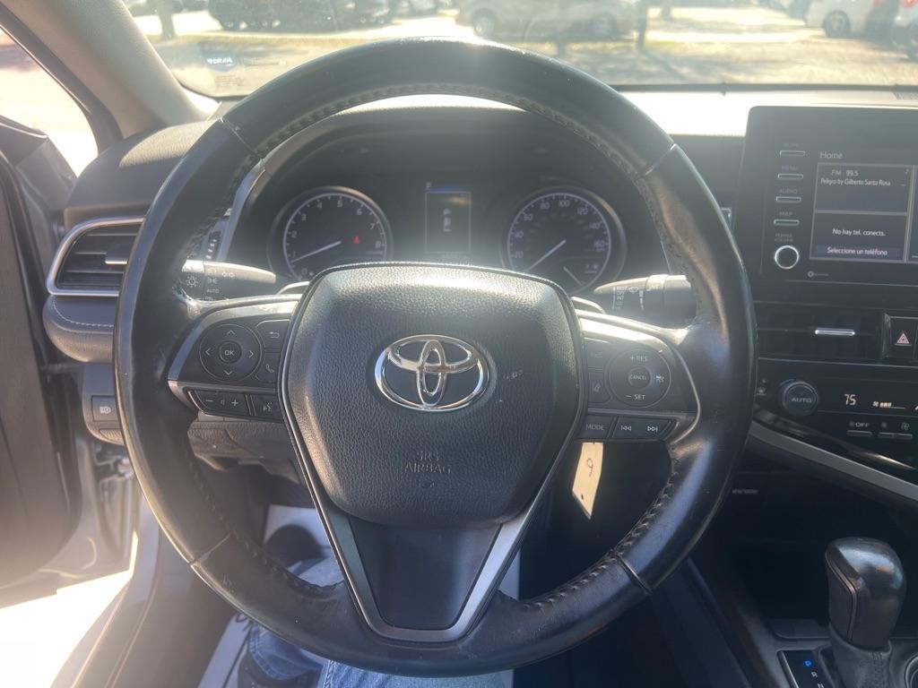 Toyota Camry SE Auto (Natl) 2022