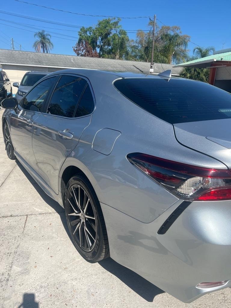 Toyota Camry SE Auto (Natl) 2022