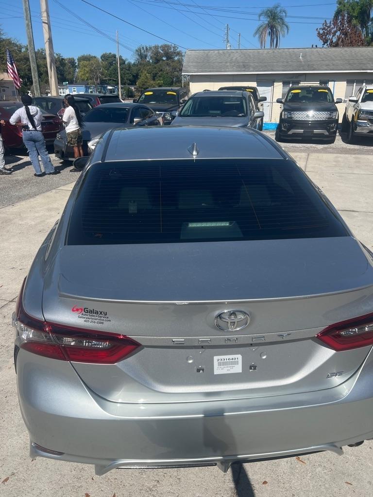 Toyota Camry SE Auto (Natl) 2022