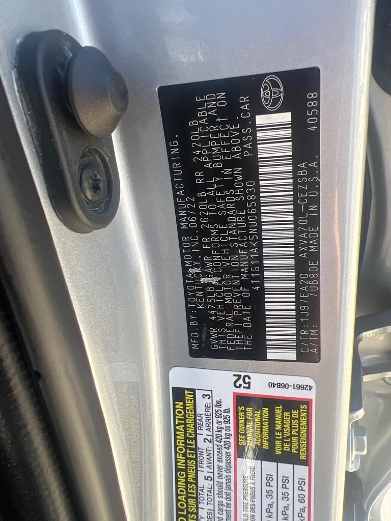 Toyota Camry SE Auto (Natl) 2022