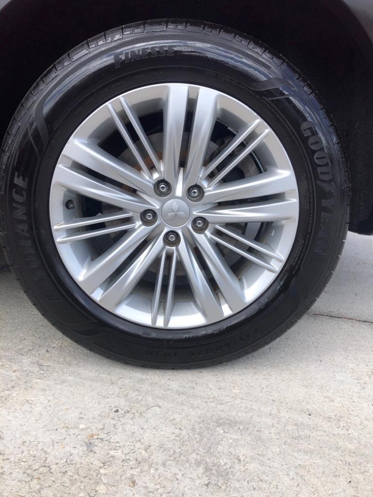 Mitsubishi Outlander ES S-AWC 2022