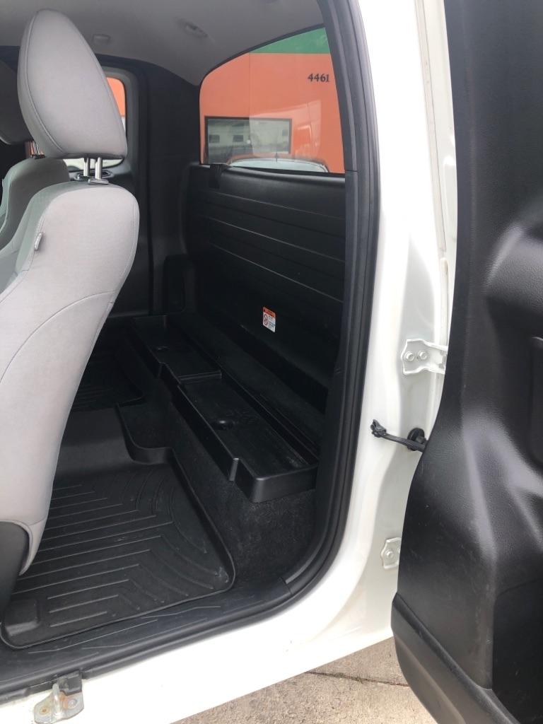 Toyota Tacoma 2WD SR5 Access Cab 6' Bed I4 AT (Natl) 2019