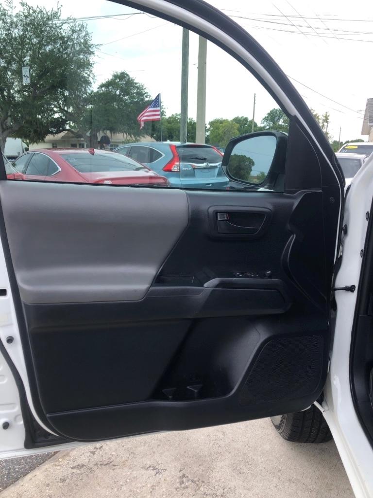 Toyota Tacoma 2WD SR5 Access Cab 6' Bed I4 AT (Natl) 2019