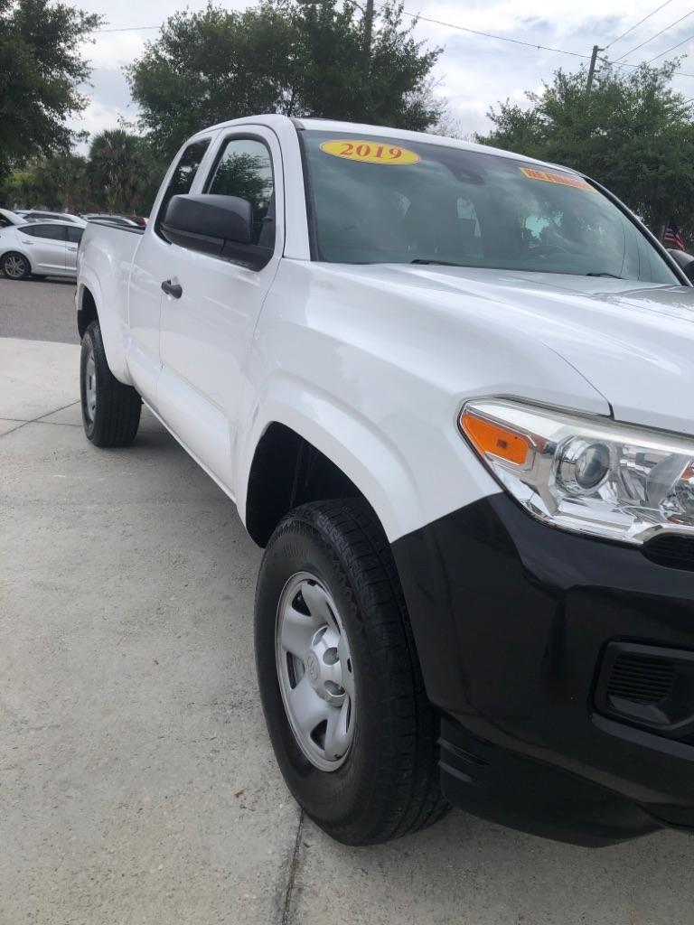 Toyota Tacoma 2WD SR5 Access Cab 6' Bed I4 AT (Natl) 2019