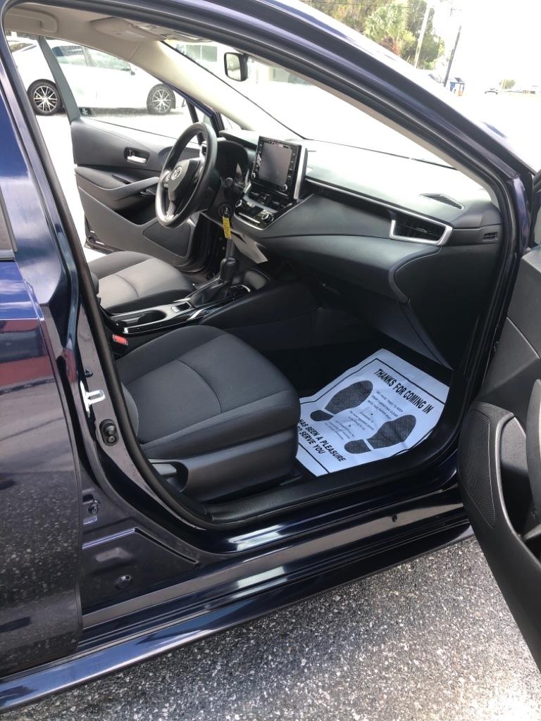 Toyota Corolla LE CVT (Natl) 2021