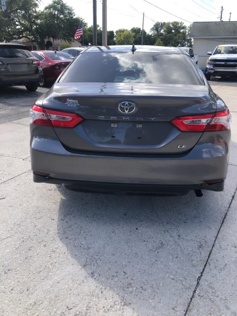 Toyota Camry XLE Auto (Natl) 2019