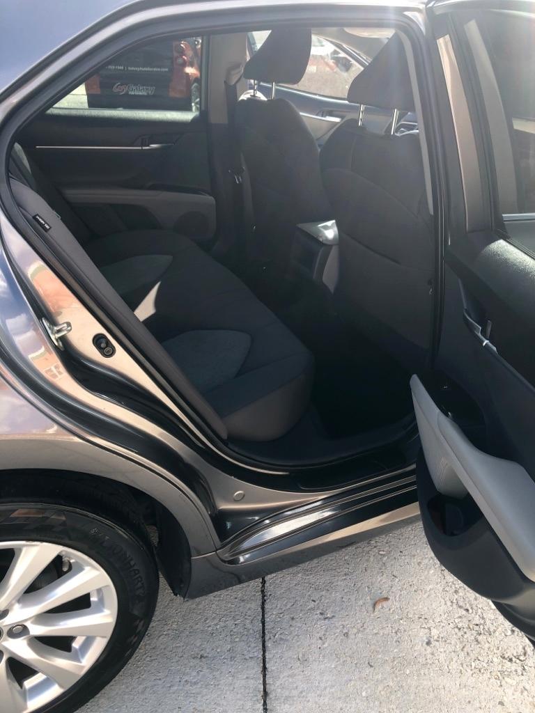 Toyota Camry XLE Auto (Natl) 2019