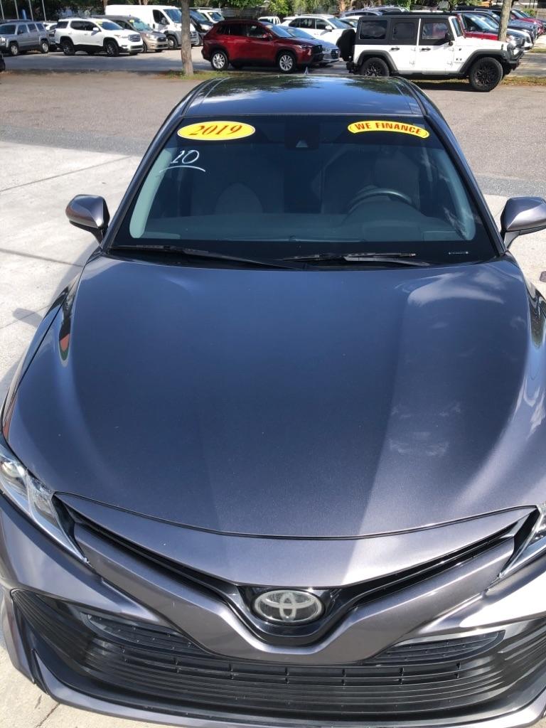 Toyota Camry XLE Auto (Natl) 2019