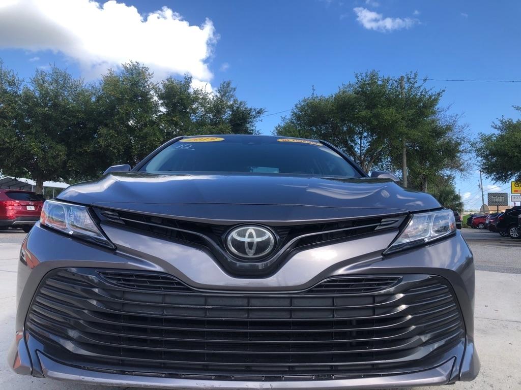 Toyota Camry XLE Auto (Natl) 2019