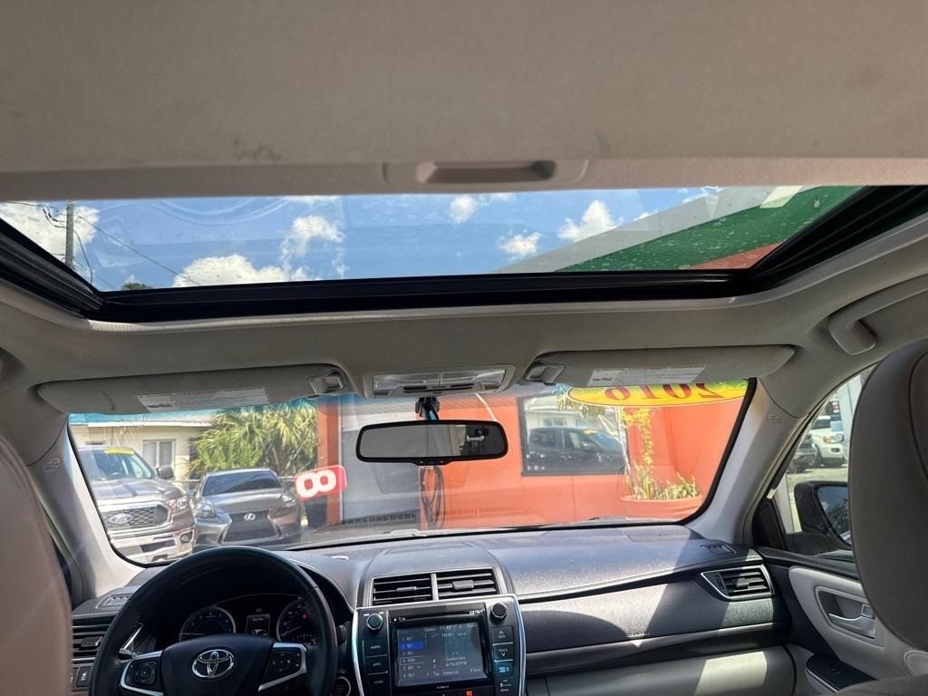 Toyota Camry 4dr Sdn I4 Auto SE w/Special Edition Pkg (Natl) 2016