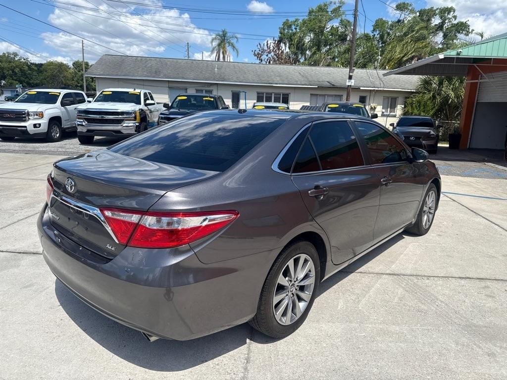 Toyota Camry 4dr Sdn I4 Auto SE w/Special Edition Pkg (Natl) 2016
