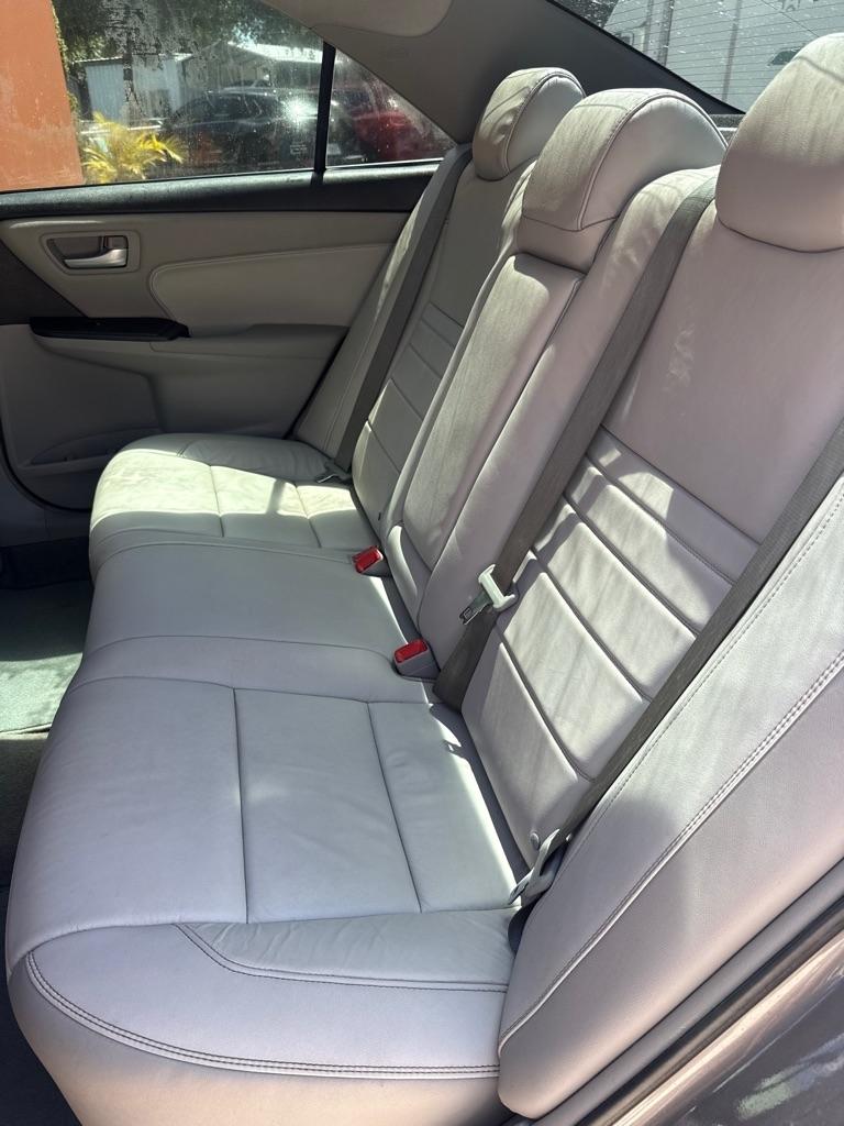 Toyota Camry 4dr Sdn I4 Auto SE w/Special Edition Pkg (Natl) 2016