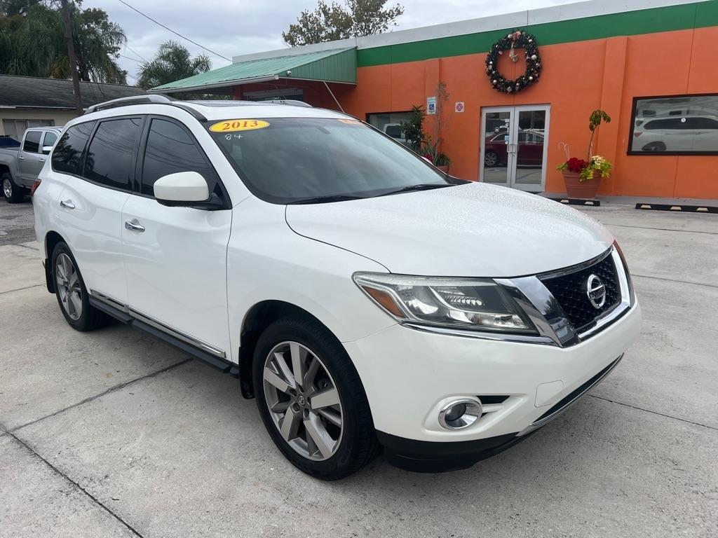 Nissan Pathfinder 2WD 4dr Platinum 2013