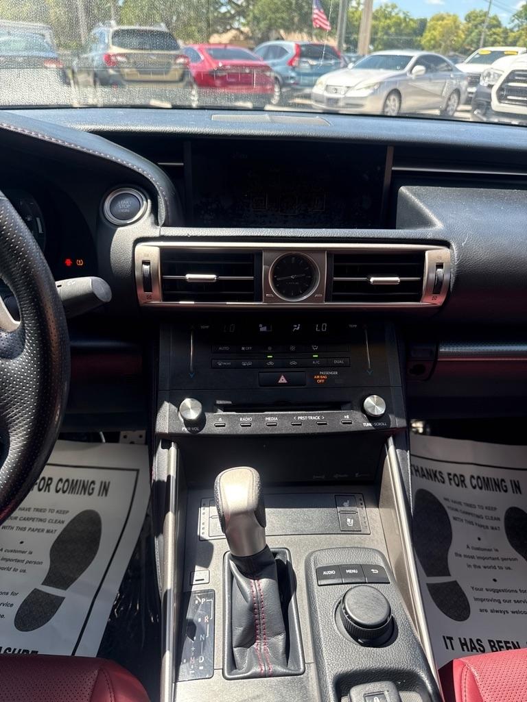 Lexus IS 250 4dr Sport Sdn RWD 2015