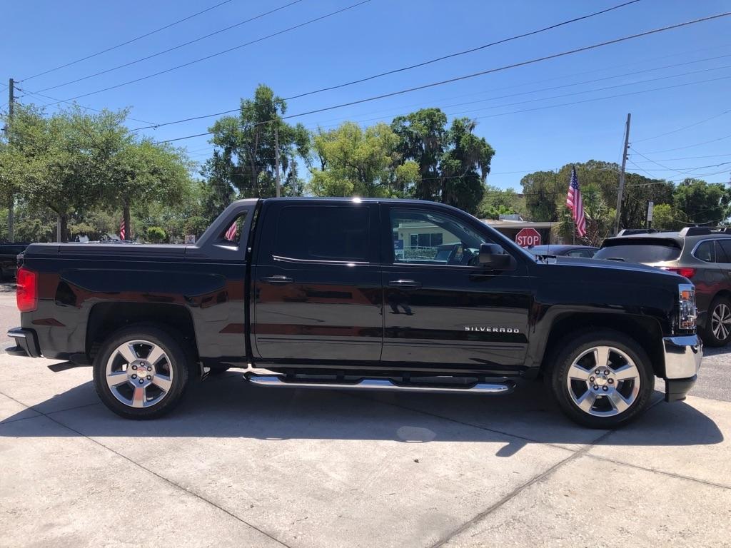 Chevrolet Silverado 1500 2WD Crew Cab 143.5" LT w/1LT 2017