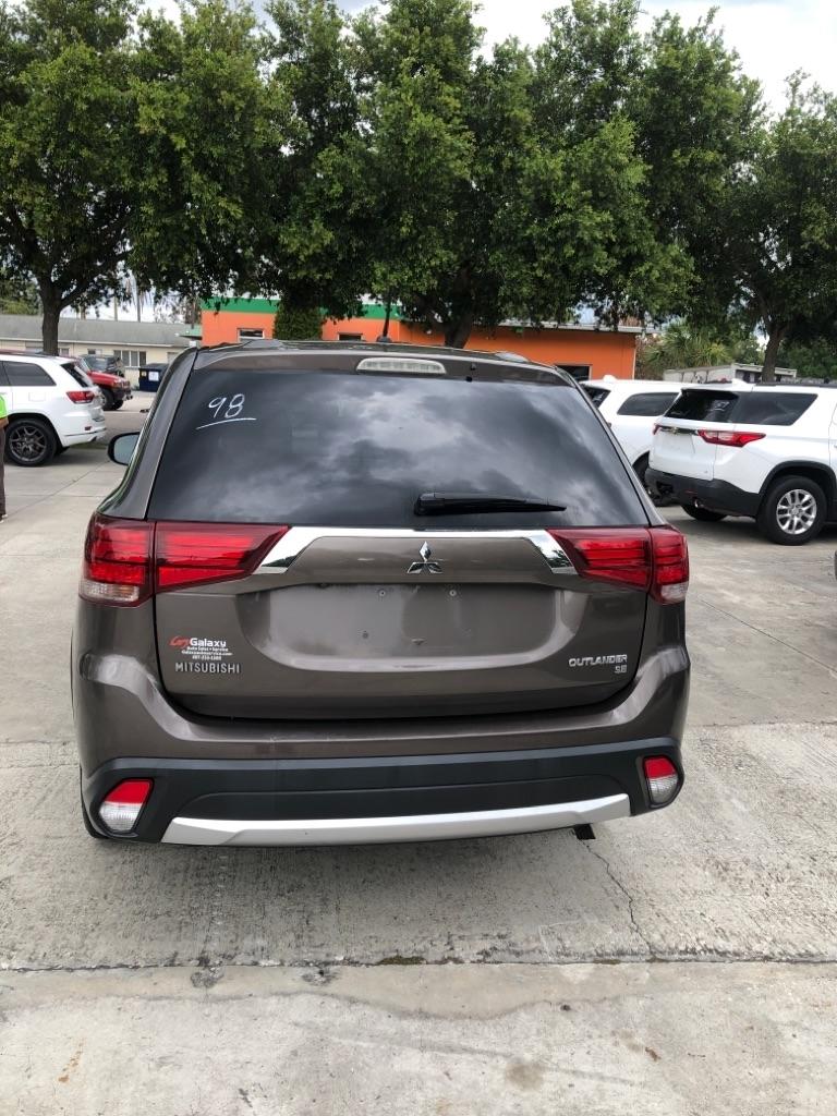 Mitsubishi Outlander 2WD 4dr SEL 2016