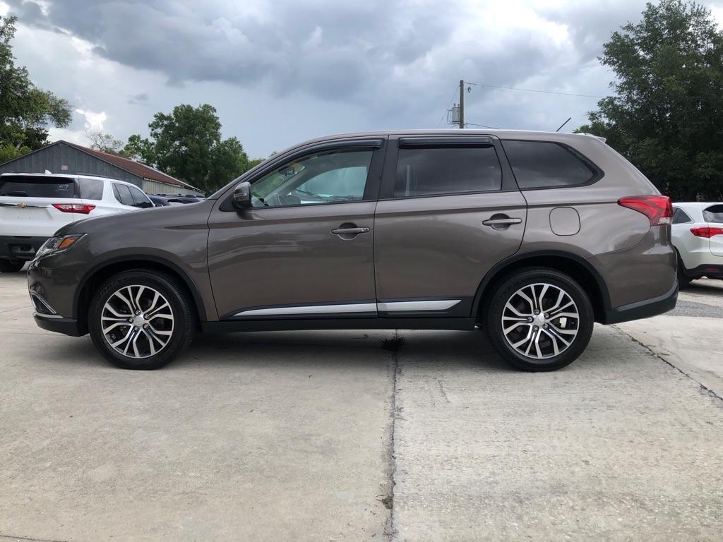 Mitsubishi Outlander 2WD 4dr SEL 2016