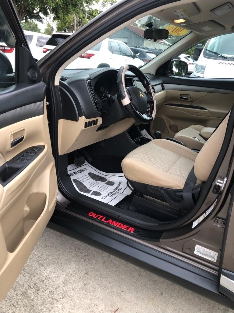 Mitsubishi Outlander 2WD 4dr SEL 2016
