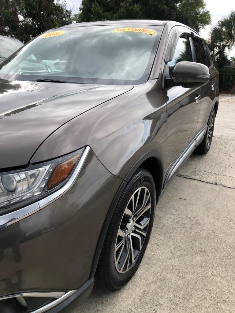Mitsubishi Outlander 2WD 4dr SEL 2016