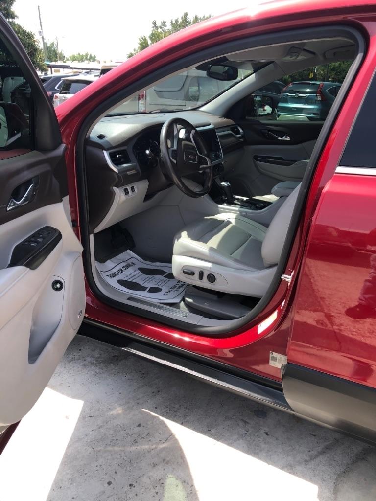 GMC Acadia FWD 4dr SLT w/SLT-1 2019