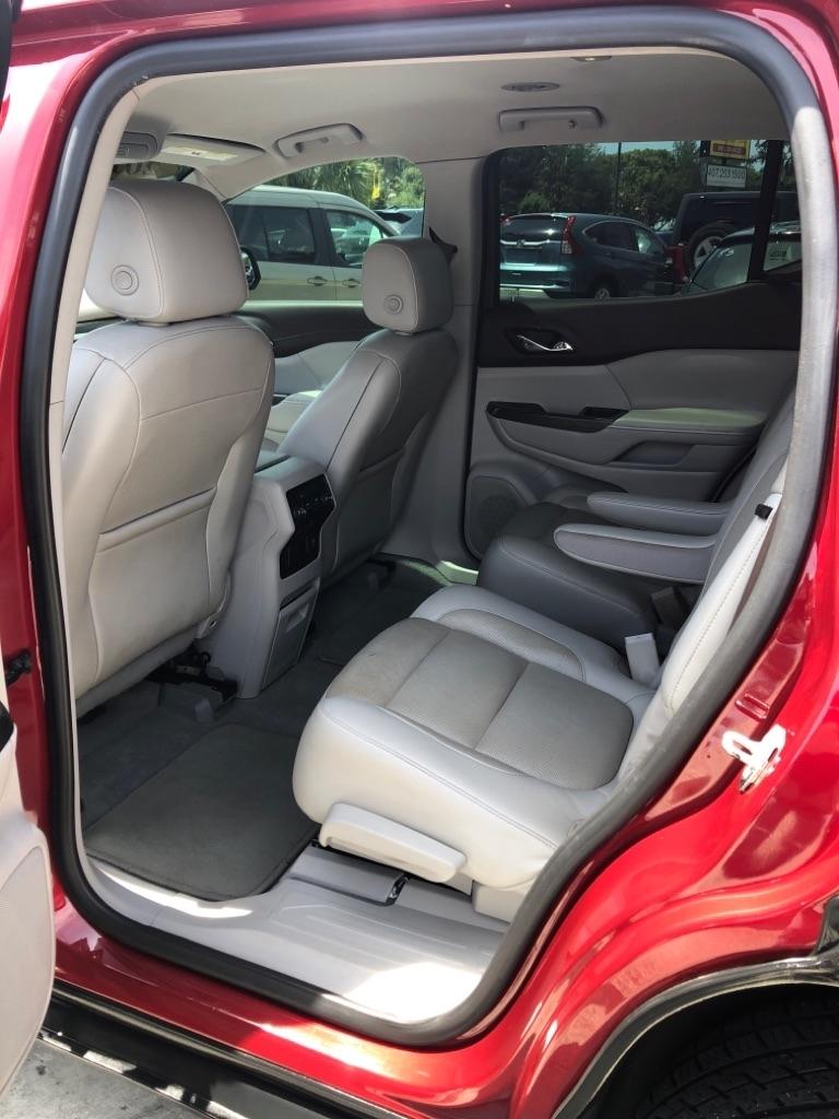 GMC Acadia FWD 4dr SLT w/SLT-1 2019