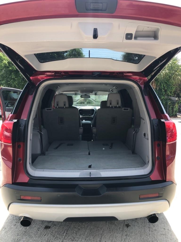 GMC Acadia FWD 4dr SLT w/SLT-1 2019