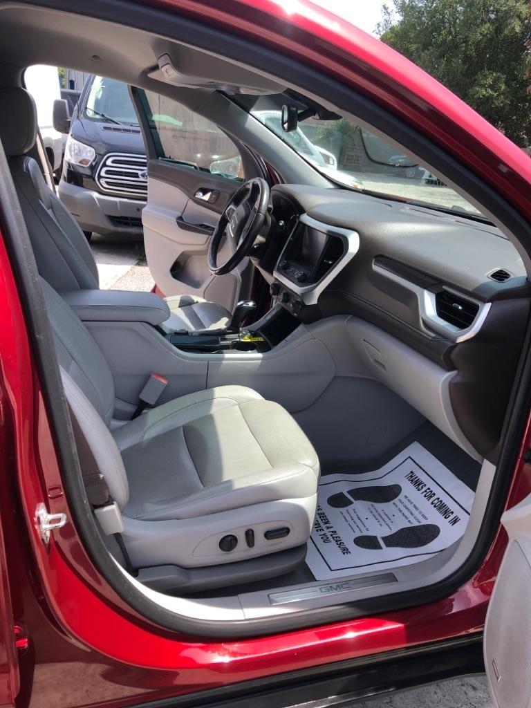 GMC Acadia FWD 4dr SLT w/SLT-1 2019
