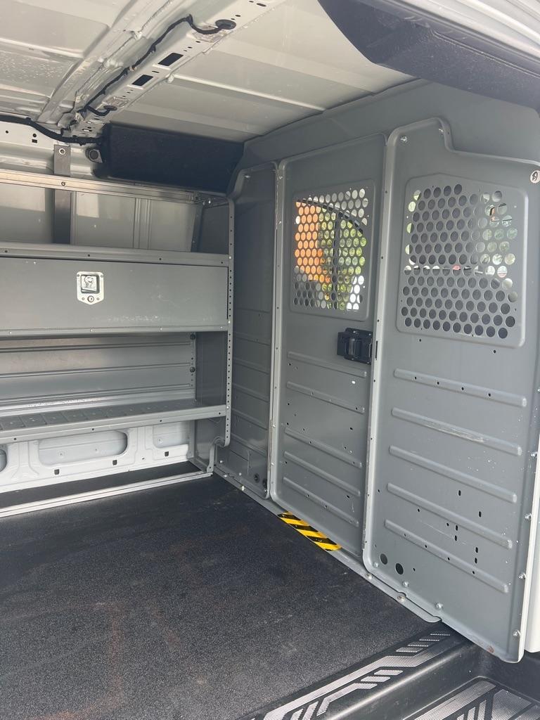 Ford Transit Van T-250 130" Low Rf 9000 GVWR Sliding RH Dr 2018