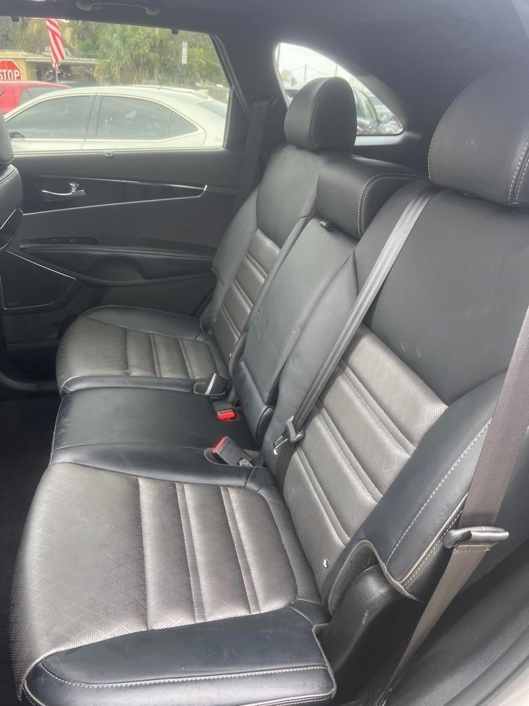 Kia Sorento FWD 4dr 3.3L SXL 2016