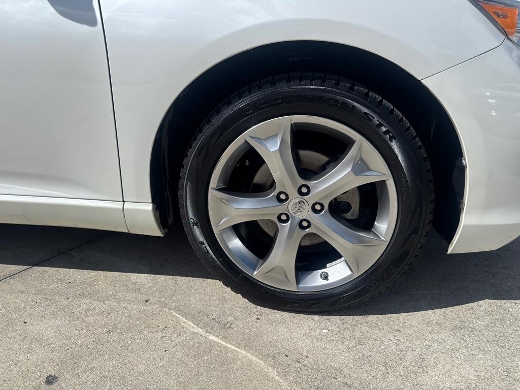 Toyota Venza 4dr Wgn V6 FWD XLE (Natl) 2015