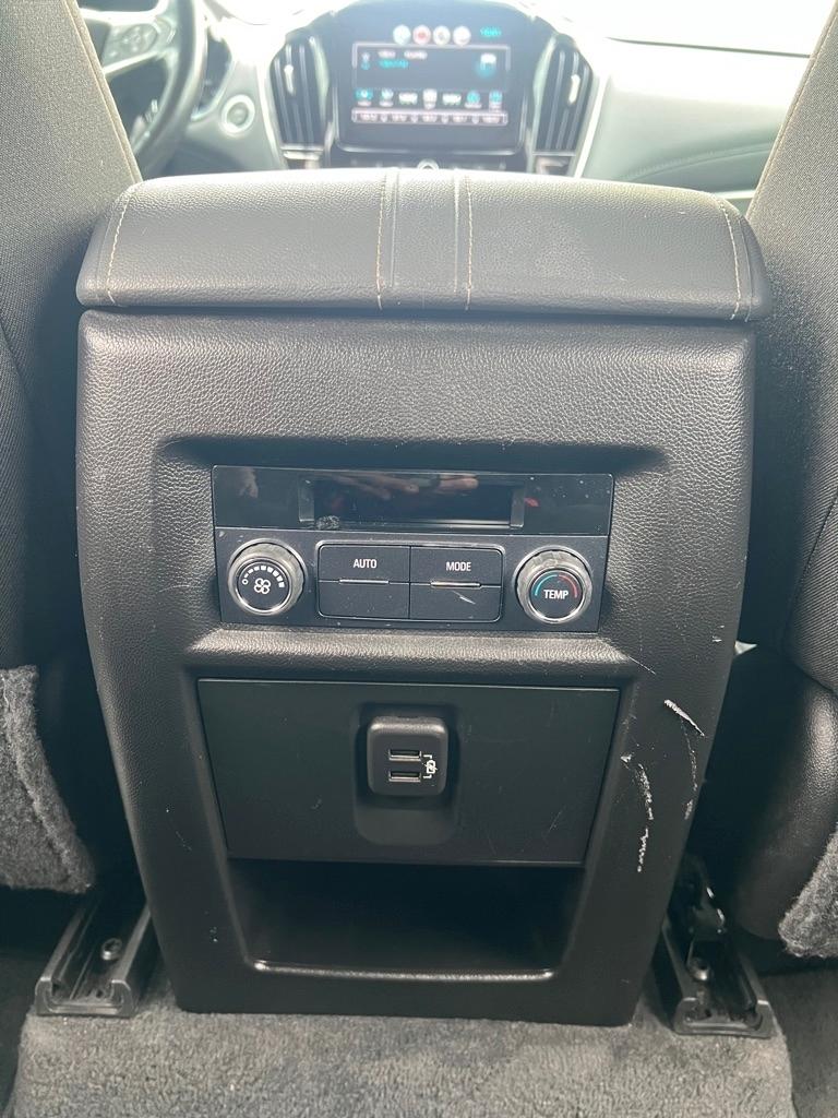 Chevrolet Traverse FWD 4dr LT Cloth w/1LT 2019