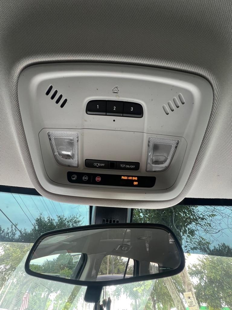 Chevrolet Traverse FWD 4dr LT Cloth w/1LT 2019